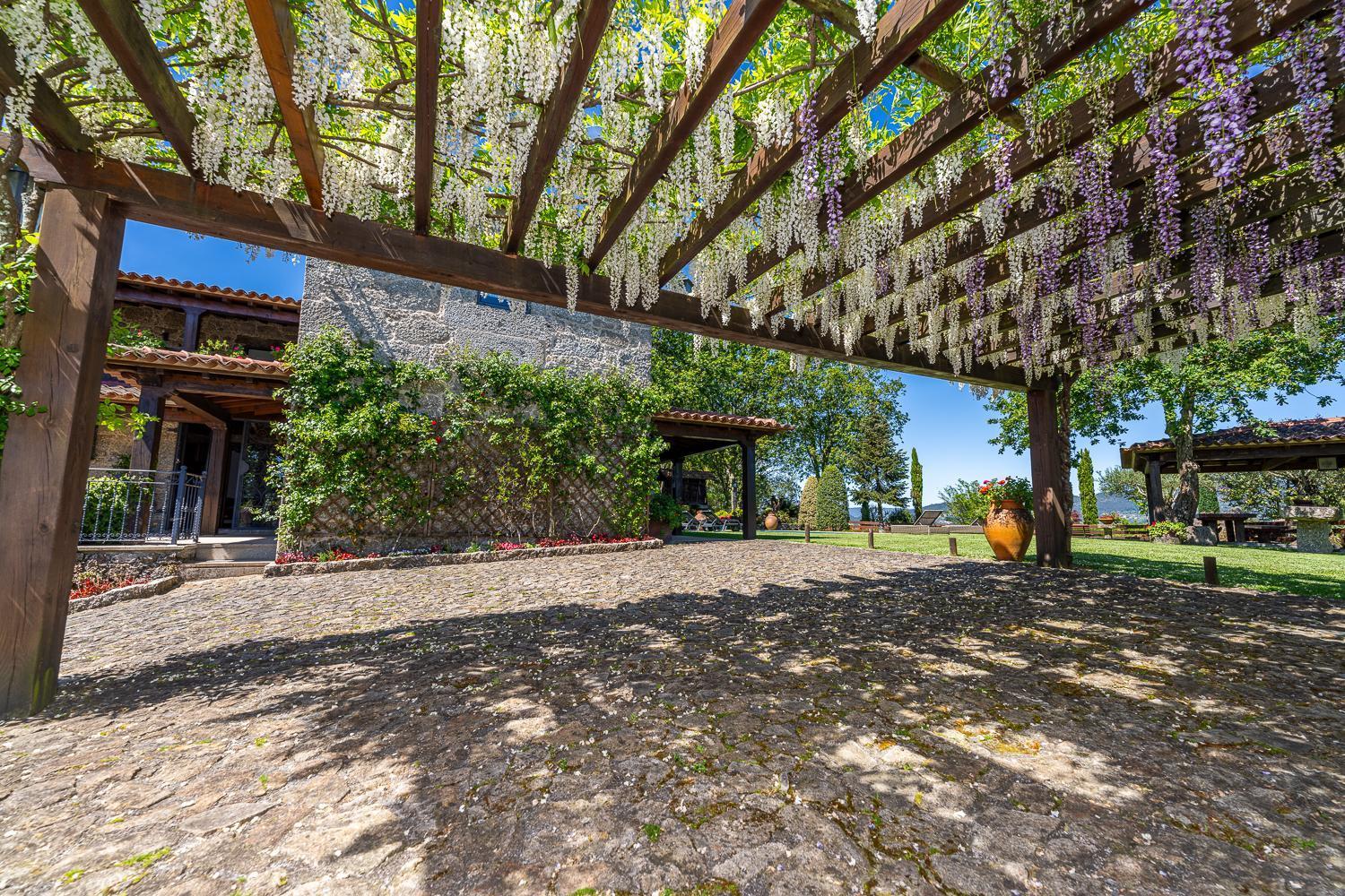 Magnolia Sublime Villas - Casa Da Bragunda Ponte de Lima Exterior photo